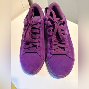 Puma Women's Deep Purple Sneakers